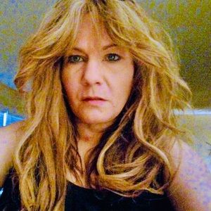 Meet your Posher, Deanna